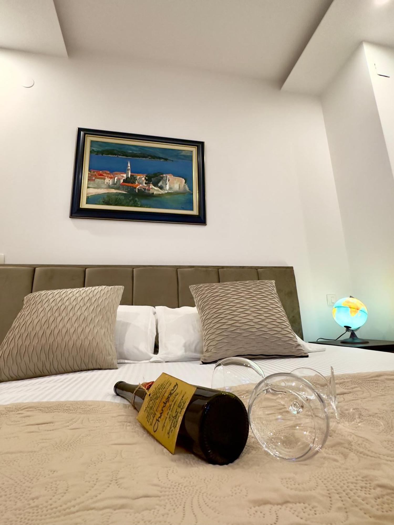 Lux Superior Apartment 120M2 In Heart Of Budva Buitenkant foto