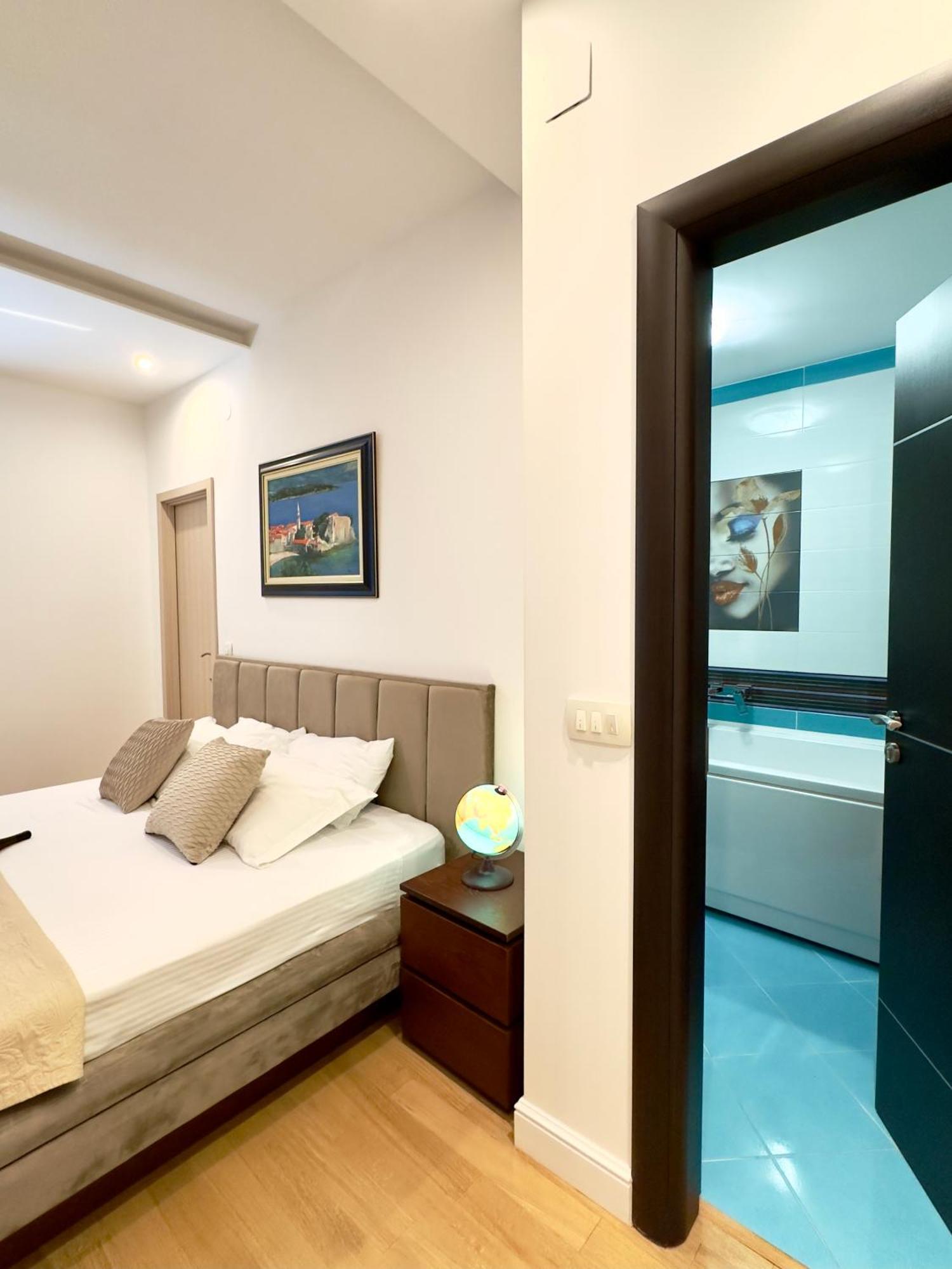 Lux Superior Apartment 120M2 In Heart Of Budva Buitenkant foto