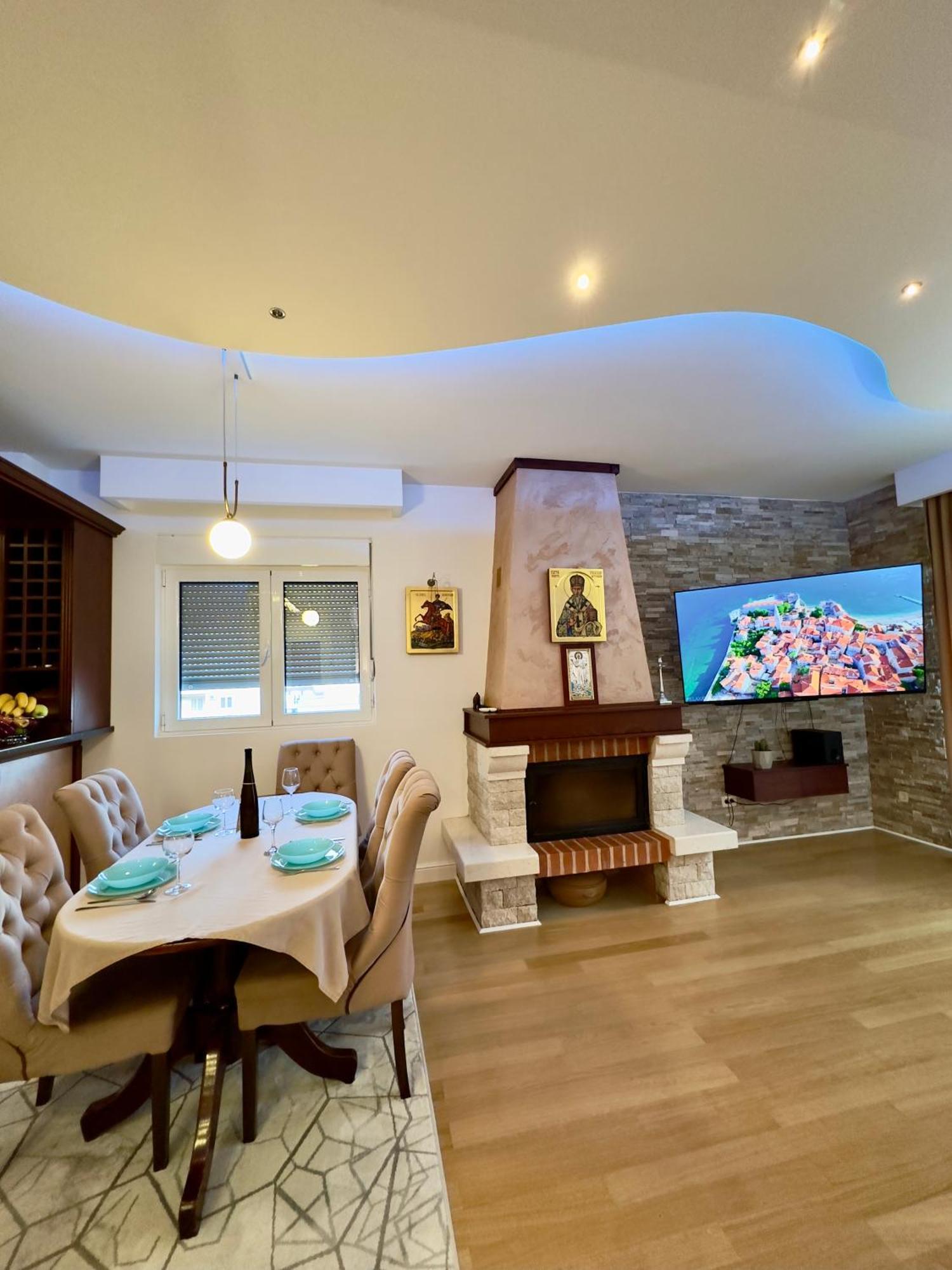 Lux Superior Apartment 120M2 In Heart Of Budva Buitenkant foto