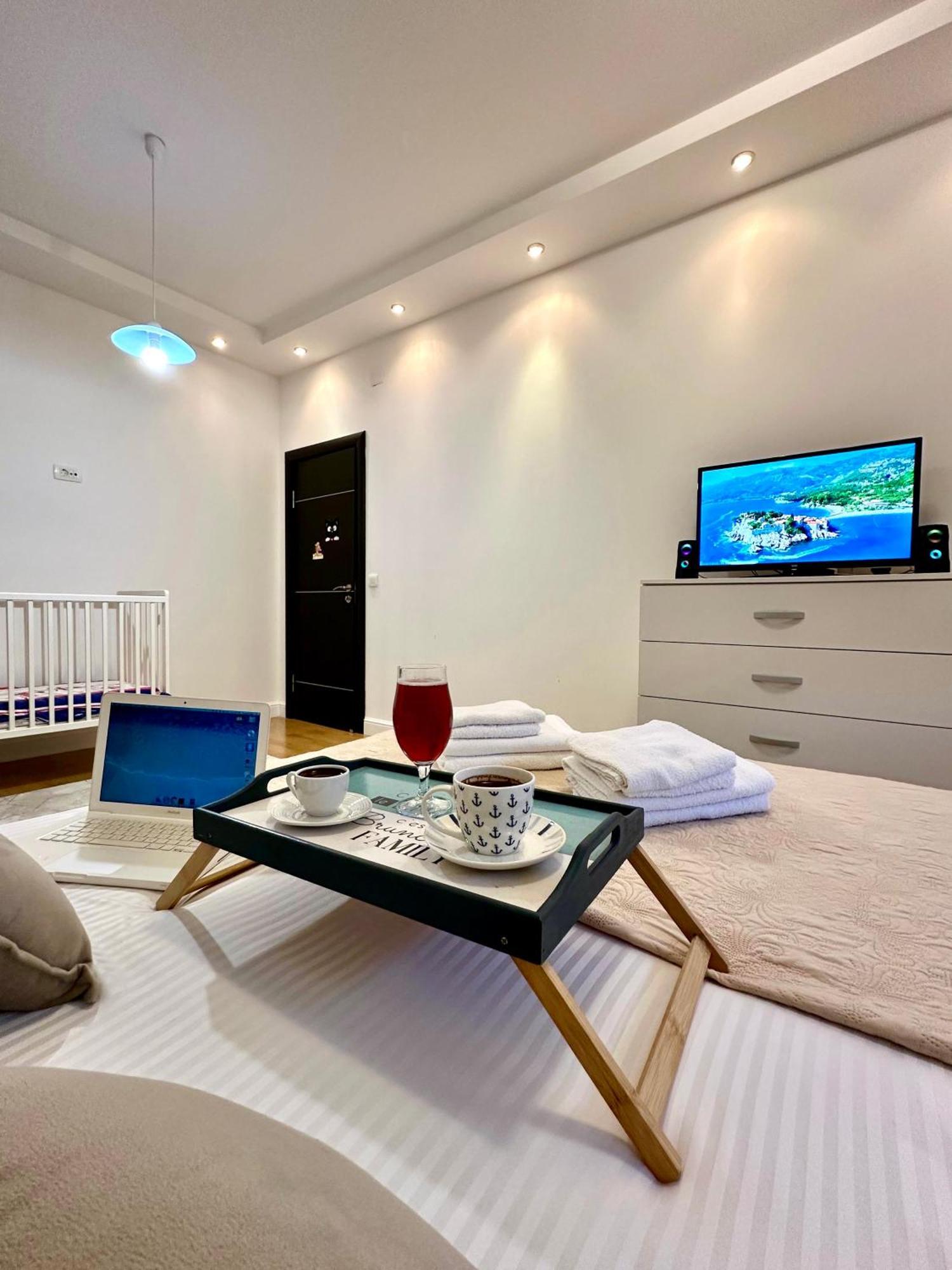 Lux Superior Apartment 120M2 In Heart Of Budva Buitenkant foto