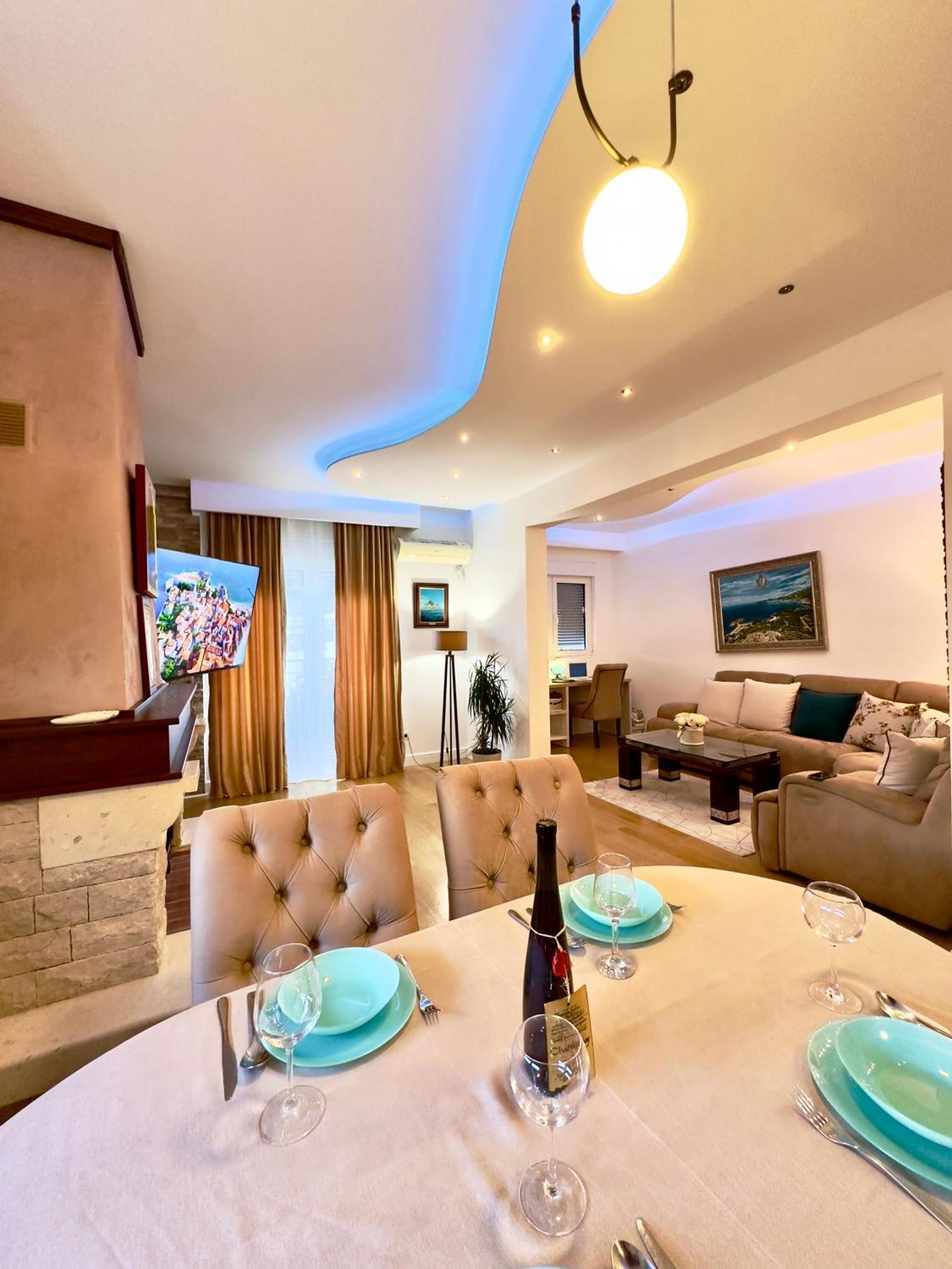 Lux Superior Apartment 120M2 In Heart Of Budva Buitenkant foto